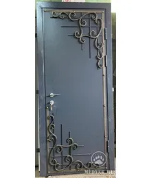 Входная железная дверь с ковкой - 120